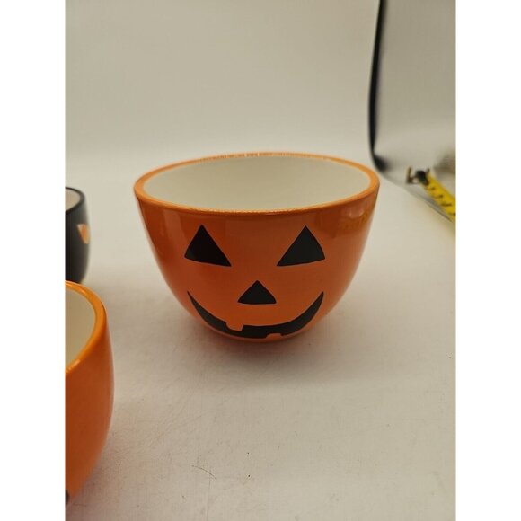 Lot Of 3 ND Exclusive Ceramic Cream Pumpkin Bowls HALLOWEEN / FALL DECOR - Picture 3 of 7